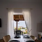 Sunvibe * Skala Fourkas